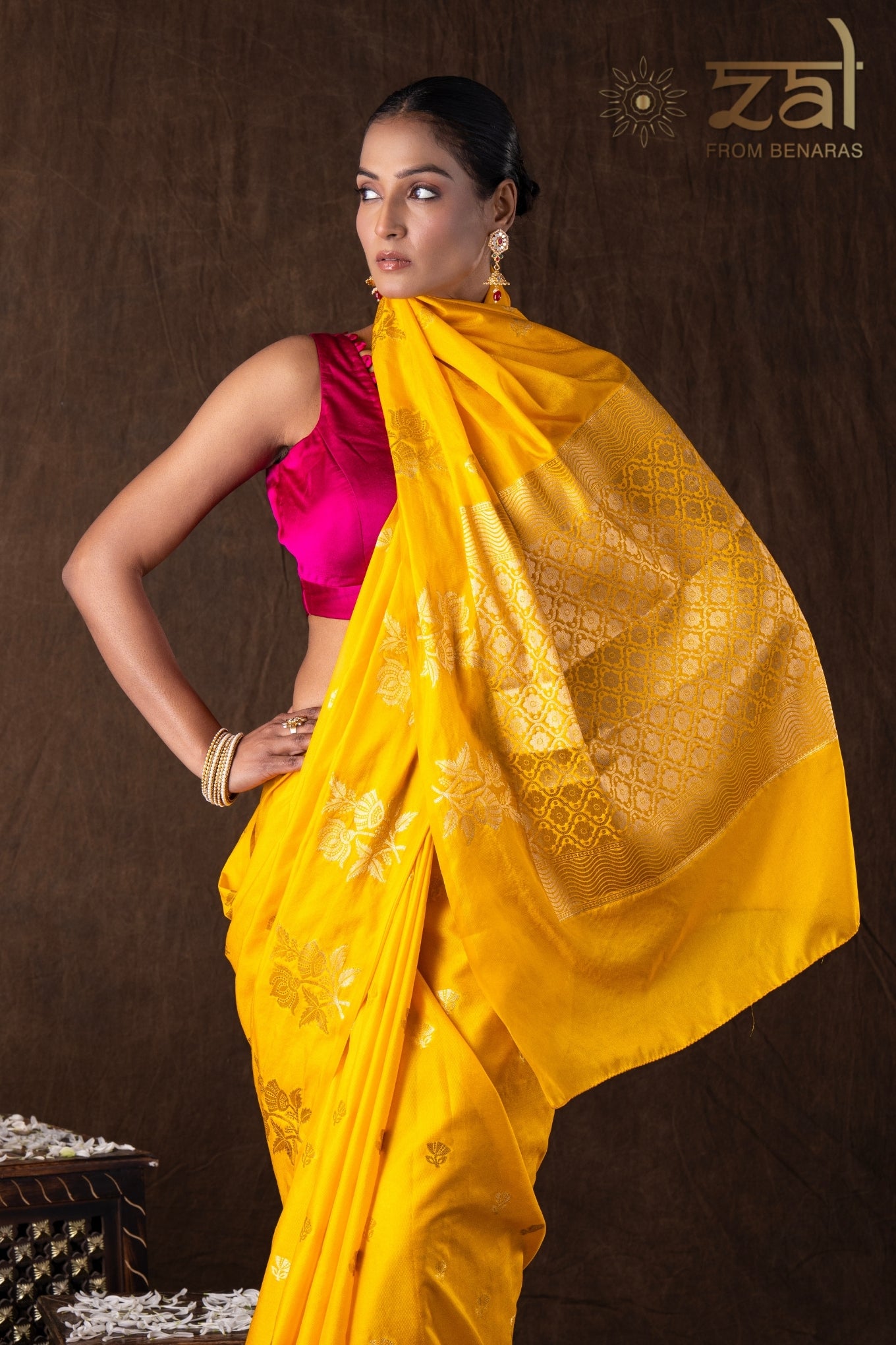 Yellow Pure Silk Raw Mango Zari Banarasi Handlooom Saree