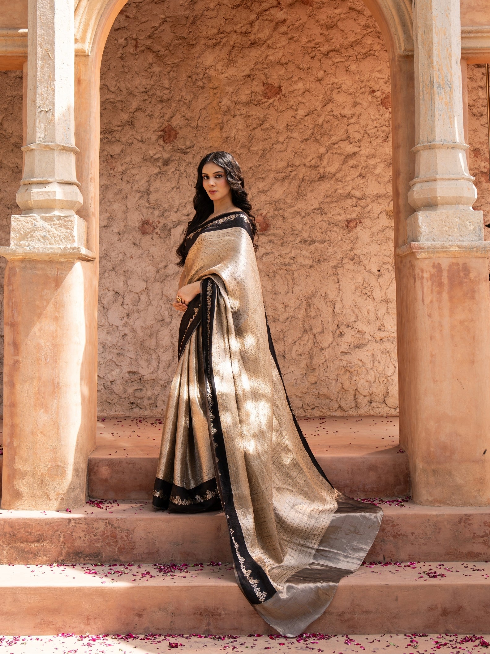 Black Pure Tissue Silk Banarasi Brocade Handloom Saree