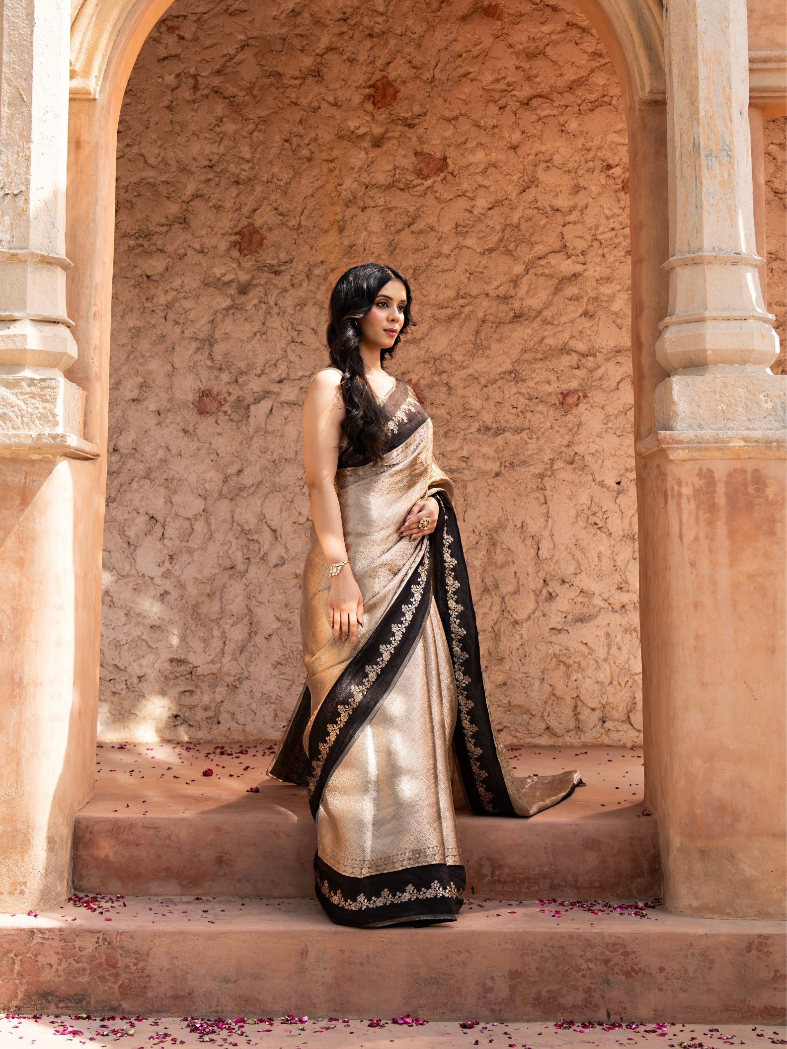 Black Pure Tissue Silk Banarasi Brocade Handloom Saree