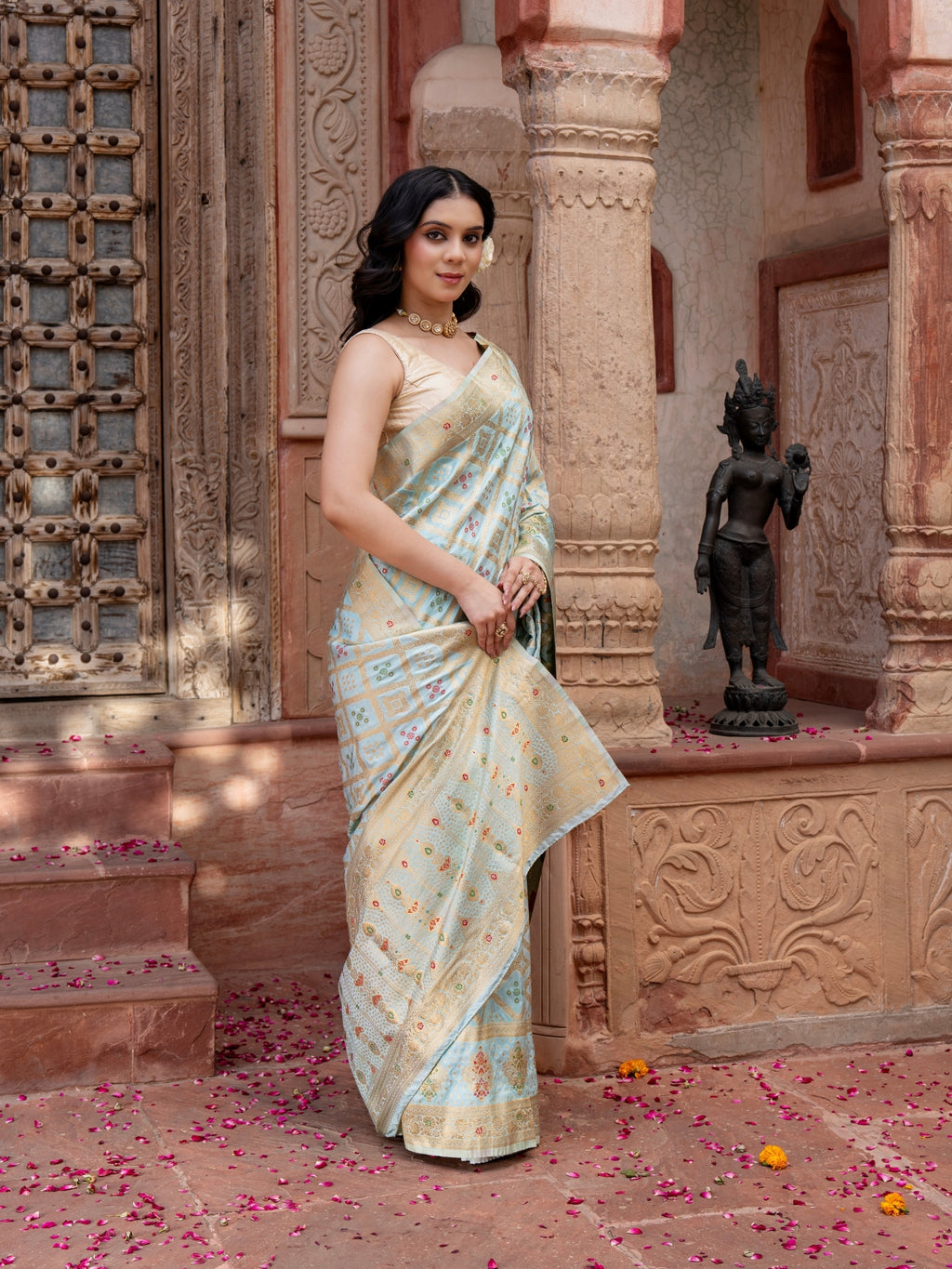 Sky Blue Pure Monga Silk Banarasi Ghatchola Handloom Saree