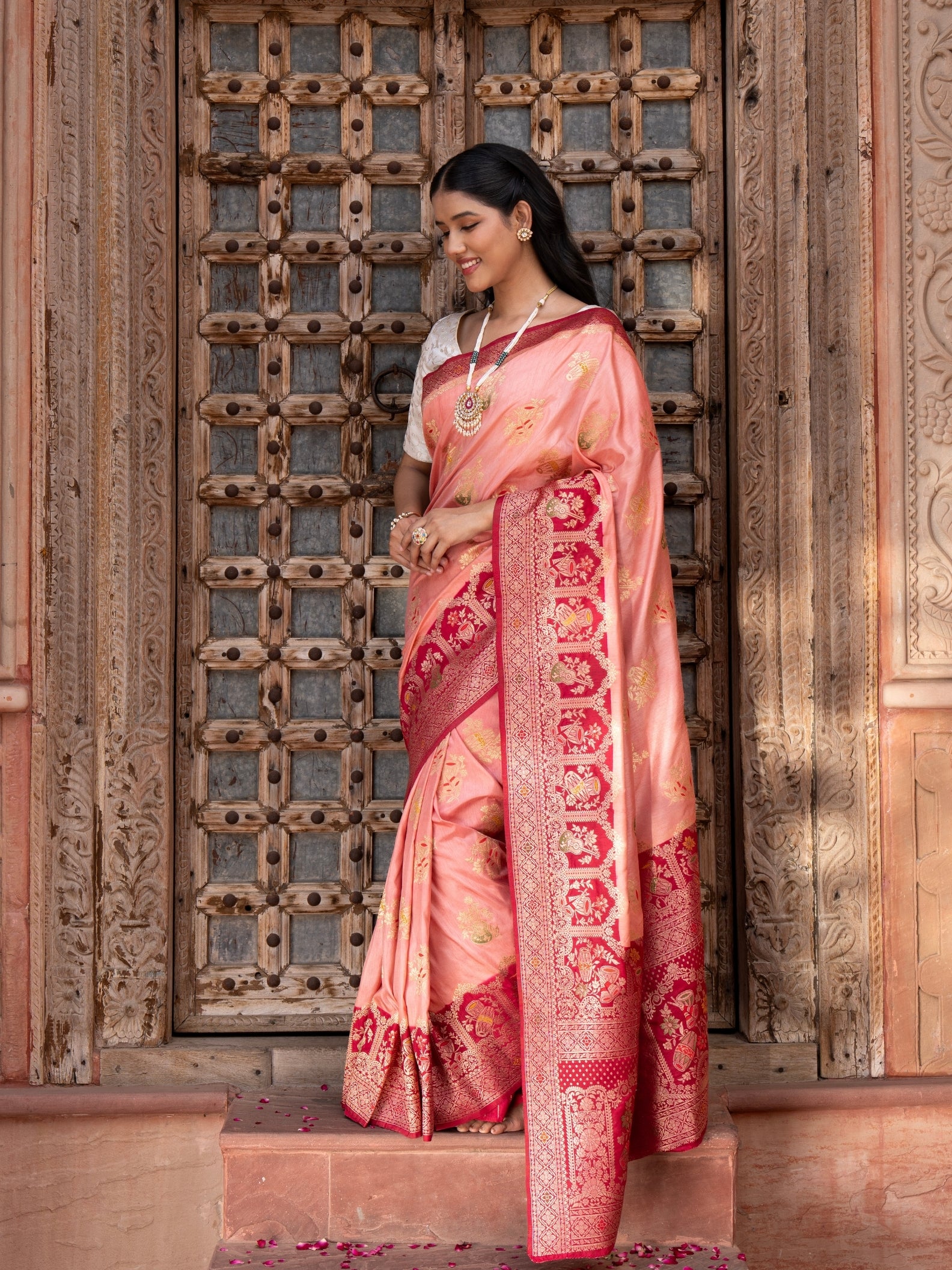 Peach Shaded Motif Pure Katan silk Banarasi Handloom Saree