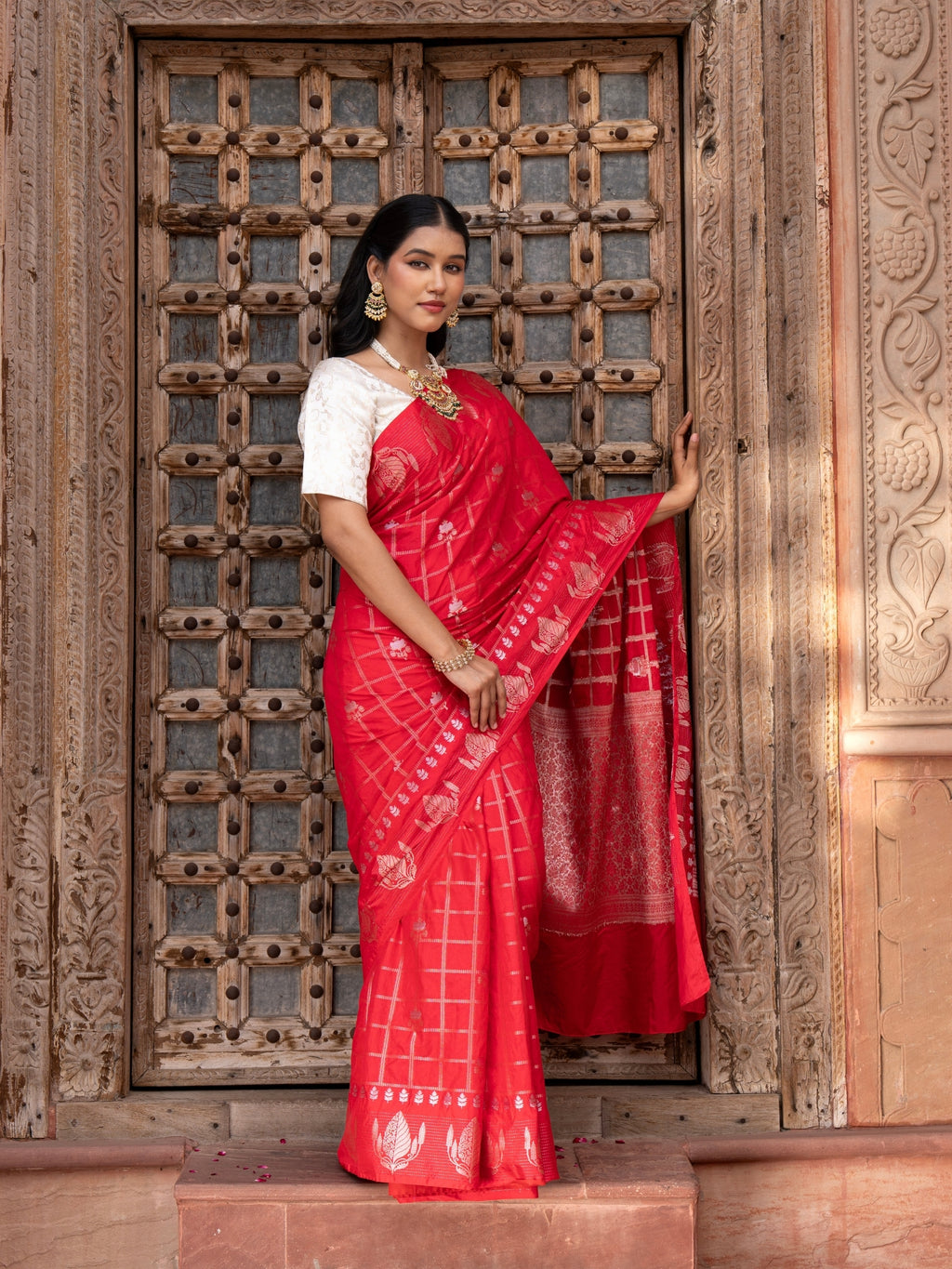 Red Pure Silk Banarasi Handloom Saree
