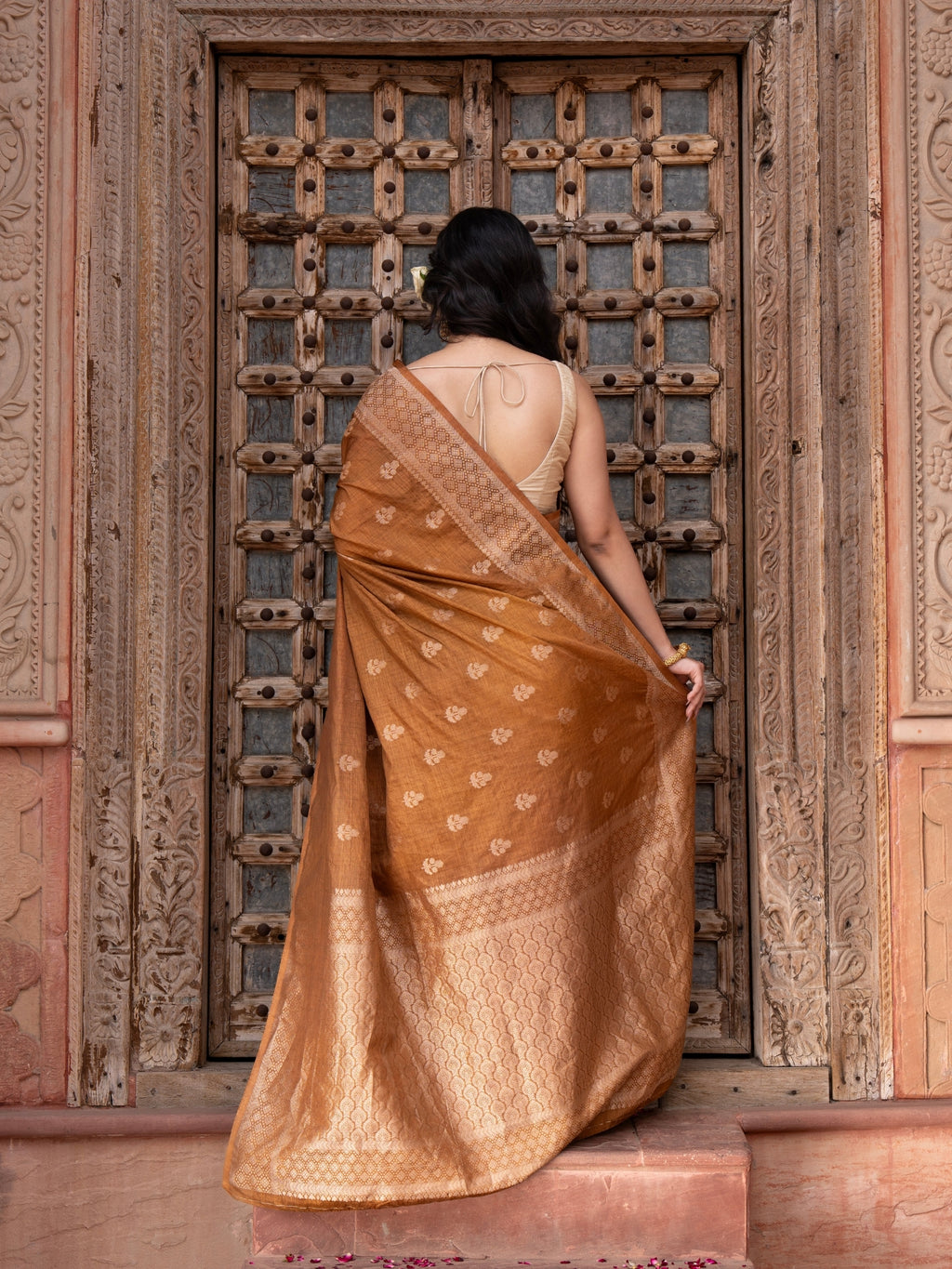 Coffee Pure Katan Silk Banarasi Handloom Saree